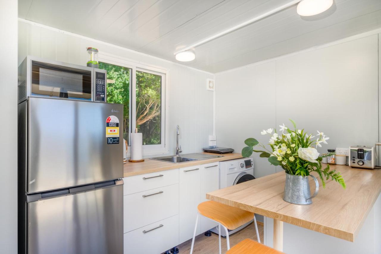 Cosy Cabin To Stay Even Better Than Glamping Pukekohe Ngoại thất bức ảnh